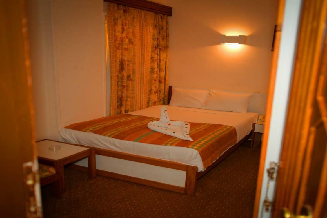 Cleopatra Hotel Aswan Eksteriør billede